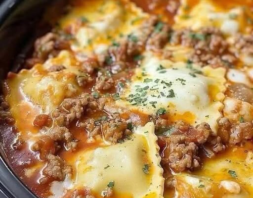 Crockpot Ravioli Lasagna