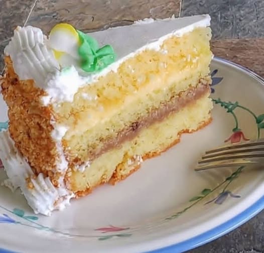 Italian rum cake